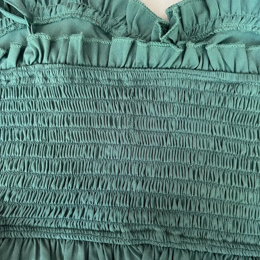 crop top - Picture 7 of 9